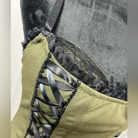 💔SOLD💔CURRENT MOOD Lost Tales Corset Mini Dress Handkerchief Hem Lace Trim - Picture 7 of 14